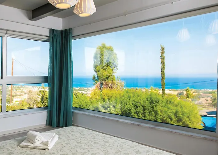 Beautiful In With Kitchen *